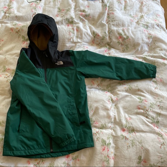Green North Face Jacket - Picture 1 of 8
